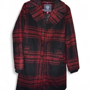 Vince Camuto Black and Red Plaid Coat with Buttons